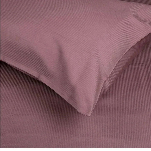 Trident Twin Sheet Set 300 TC Sateen Stripes Dark Pink Twin Size New - Picture 5 of 10